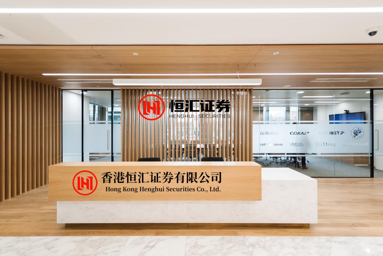 国融资管 在岸人民币对美元升穿6.89关口